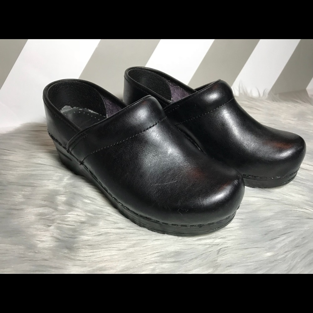 Dansko Black clogs nurse mules professional shoes
